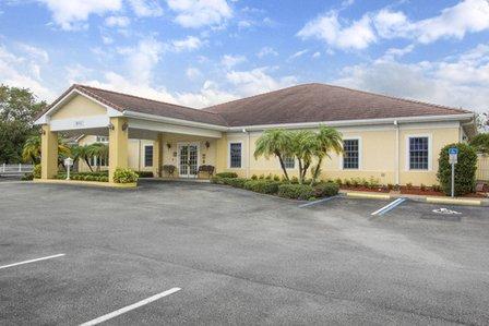 Blount & Curry Funeral Home Oldsmar West Hillsborough Chapel