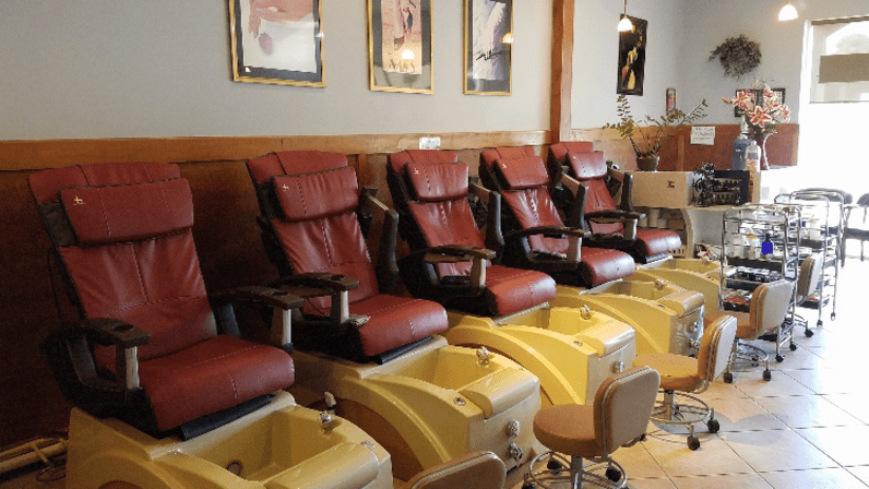 In Style Nails/Nails & Spa