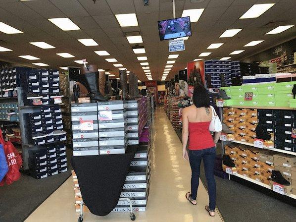Shoe Carnival