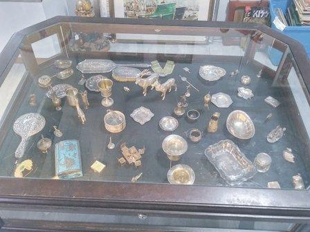 Unique Antiques, LLC