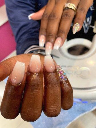 Discover Nails