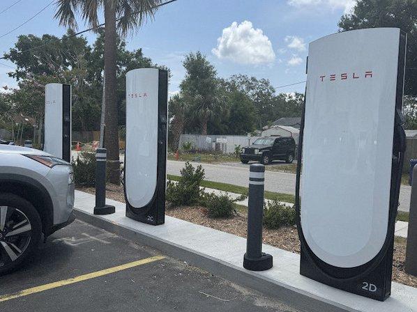 Tesla Supercharger