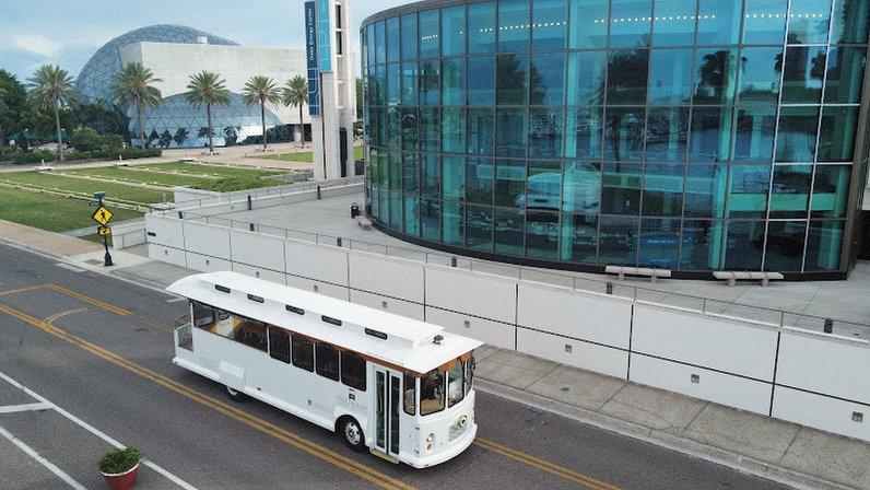 Star Trolley - Arrive In Style