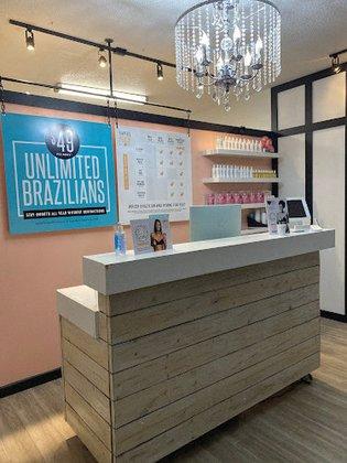 The Pampered Peach Wax Bar - Brandon