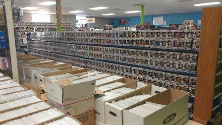 IDC Comics Toys & Collectables
