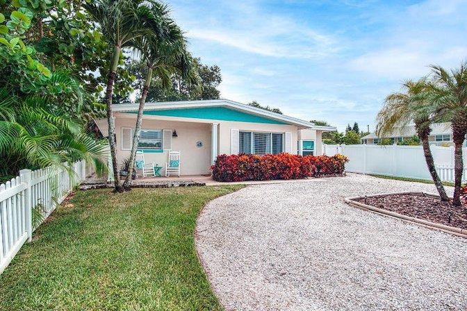 Sandy Feet Vacation Rentals