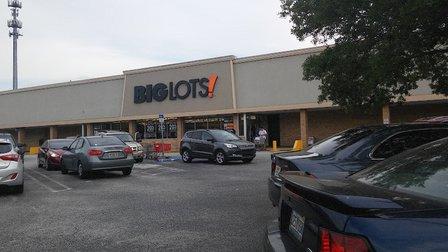 Kings Row Shopping Center