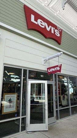 Levi’s Outlet Store