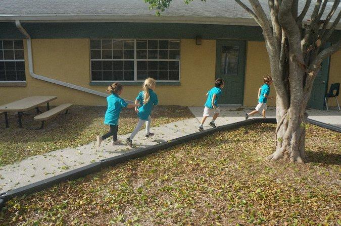 De La Fontaine Multilingual Montessori School Seminole