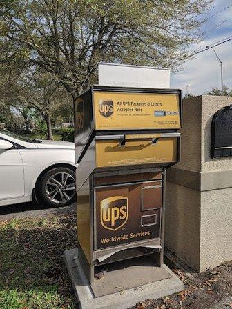 UPS Drop Box