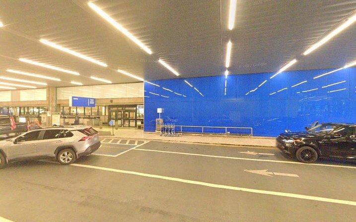 Men's Restroom