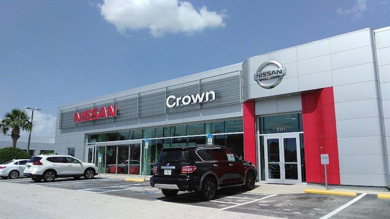 Crown Nissan
