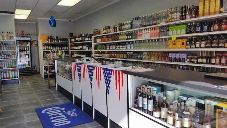 Feather Sound Liquors