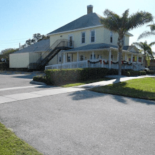 Tropical Gardens and Lawns Inc.