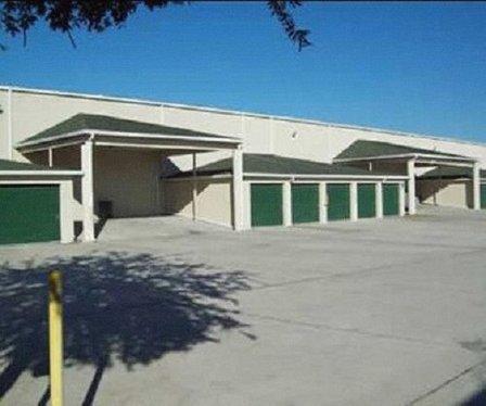 Discount Mini Storage of Tampa, FL