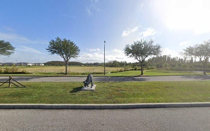 Wiregrass Bull Statue