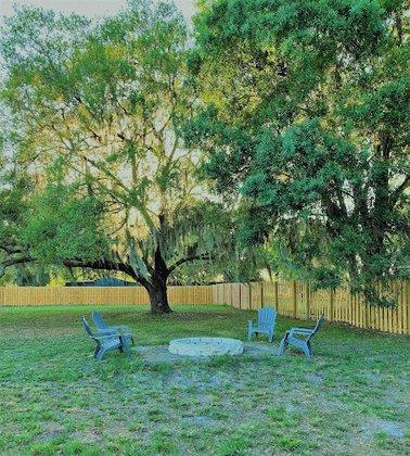 Willow Crest En Plein Air OUTDOOR EVENT SPACE