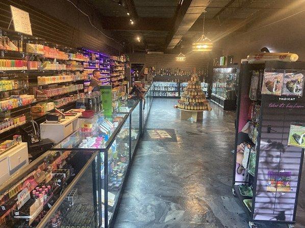 Heights Smoke Shop