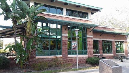 Pollo Tropical