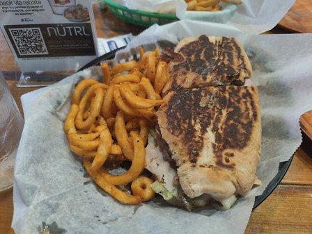 McDivot's Sports Bar and Restaurant