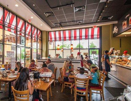 900 Degrees Woodfired Pizza at Wiregrass