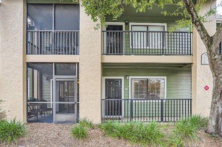 Palencia Apartments