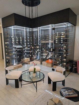Henderson’s Glass & Mirror LLC