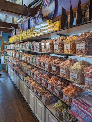 Zeno's Boardwalk Sweet Shop