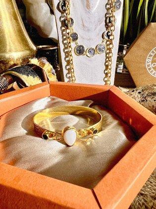Lei Chaurelle | Tampa FL | Travel Jewelry