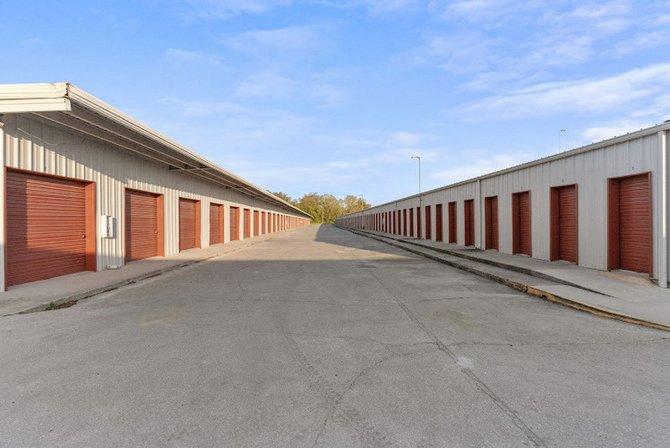 Lakeland Saver Storage