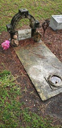 Oakside Cemetery