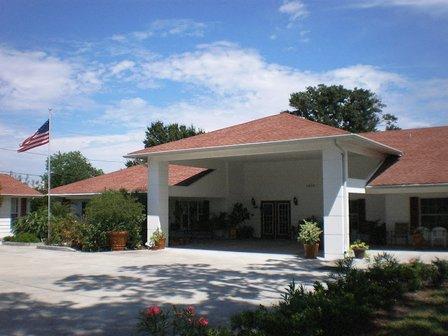 Royal Oaks Manor
