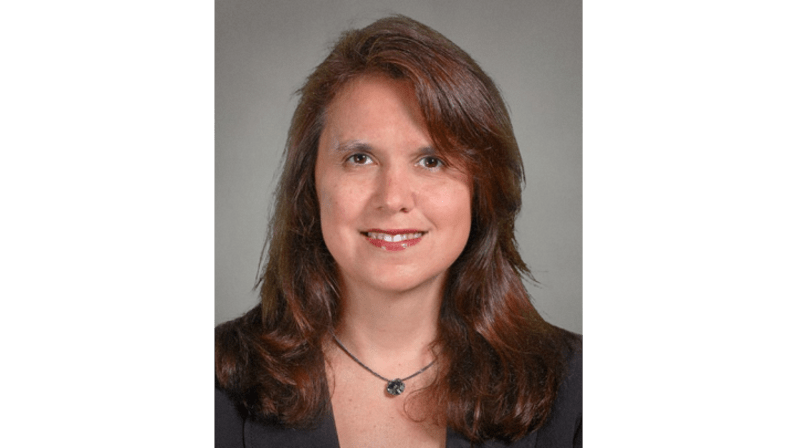 Lia E Perez, MD