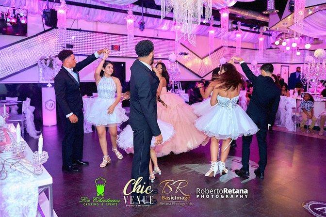 Special Price 50% OFF CHIC VENUE IN TAMPA BAY (USF CAMPUS Location)
