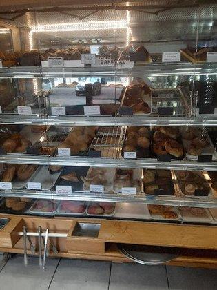 La Familia Bakery