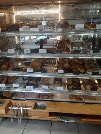 La Familia Bakery