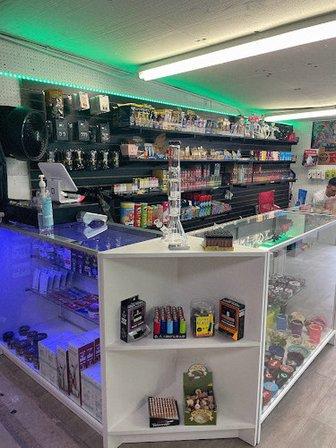 Straight Pipes & Vapes