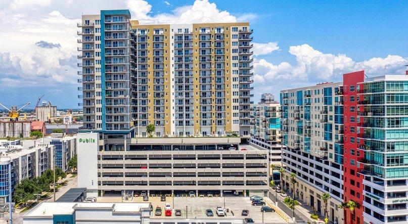 Channel Club Apartments