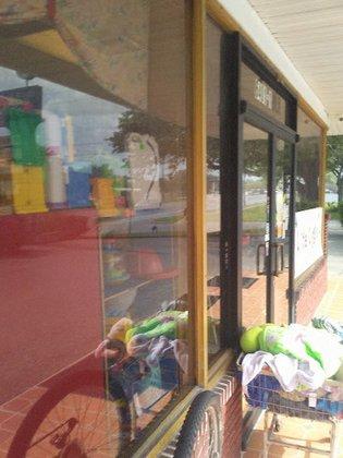 Little Giggles Kids Resale & Maternity Fashions