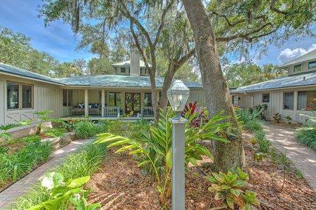 Riverbend Retreat Fla.