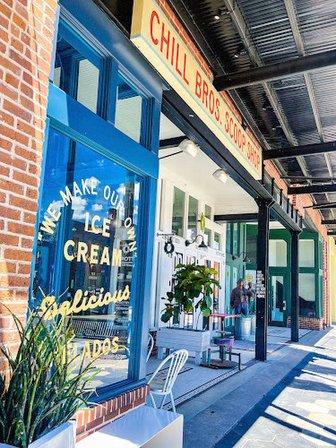 Chill Bros Scoop Shop