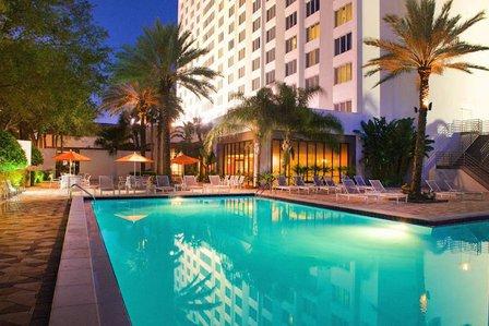 Hilton St. Petersburg Bayfront