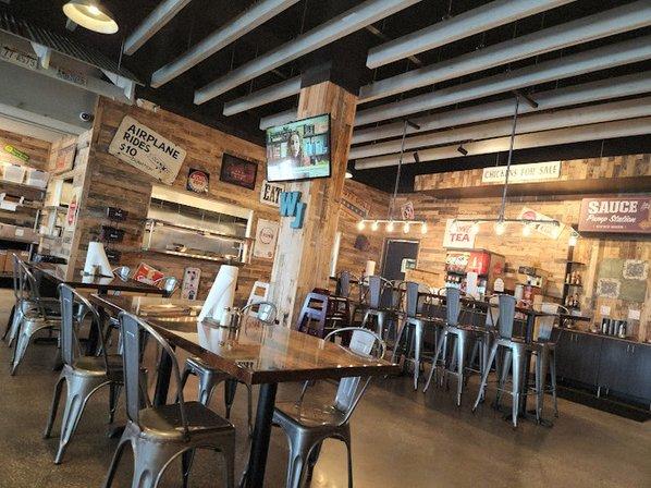 Willie Jewell’s Old School Bar-B-Q Largo