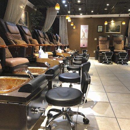 V.O Nails & Spa LARGO