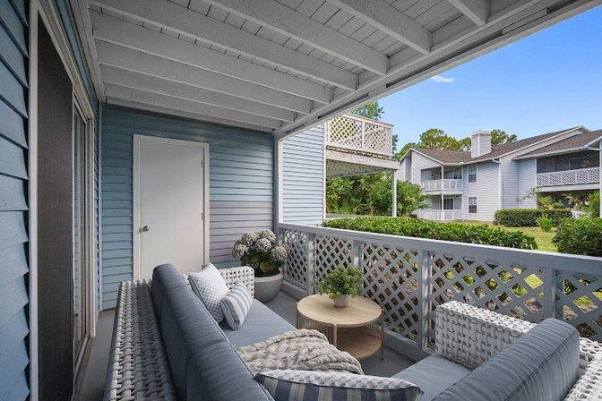 Tampa Woods Apartments