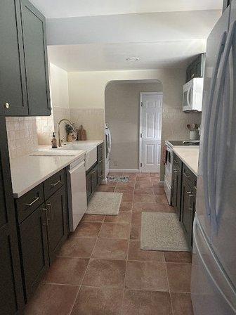 Renov8 Plus Construction Company