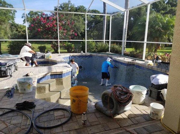 Flagstone Pools and Pavers
