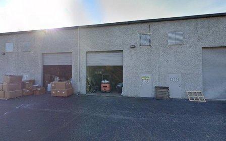 Exhibit Services Inc.