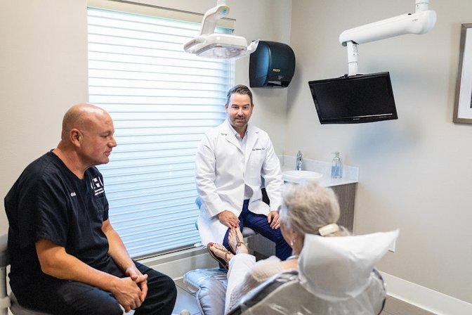 Andrew J. Holloman, DDS & Associates: Clearwater FL Dentistry