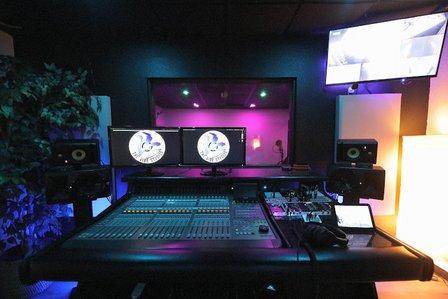 The Vibe Studios